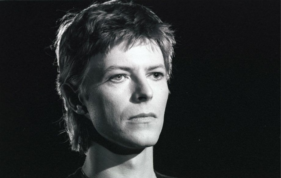 เปิดตำนาน ‘Space Oddity’ บทเพลงเสียดสีวงการอวกาศอังกฤษของ David Bowie