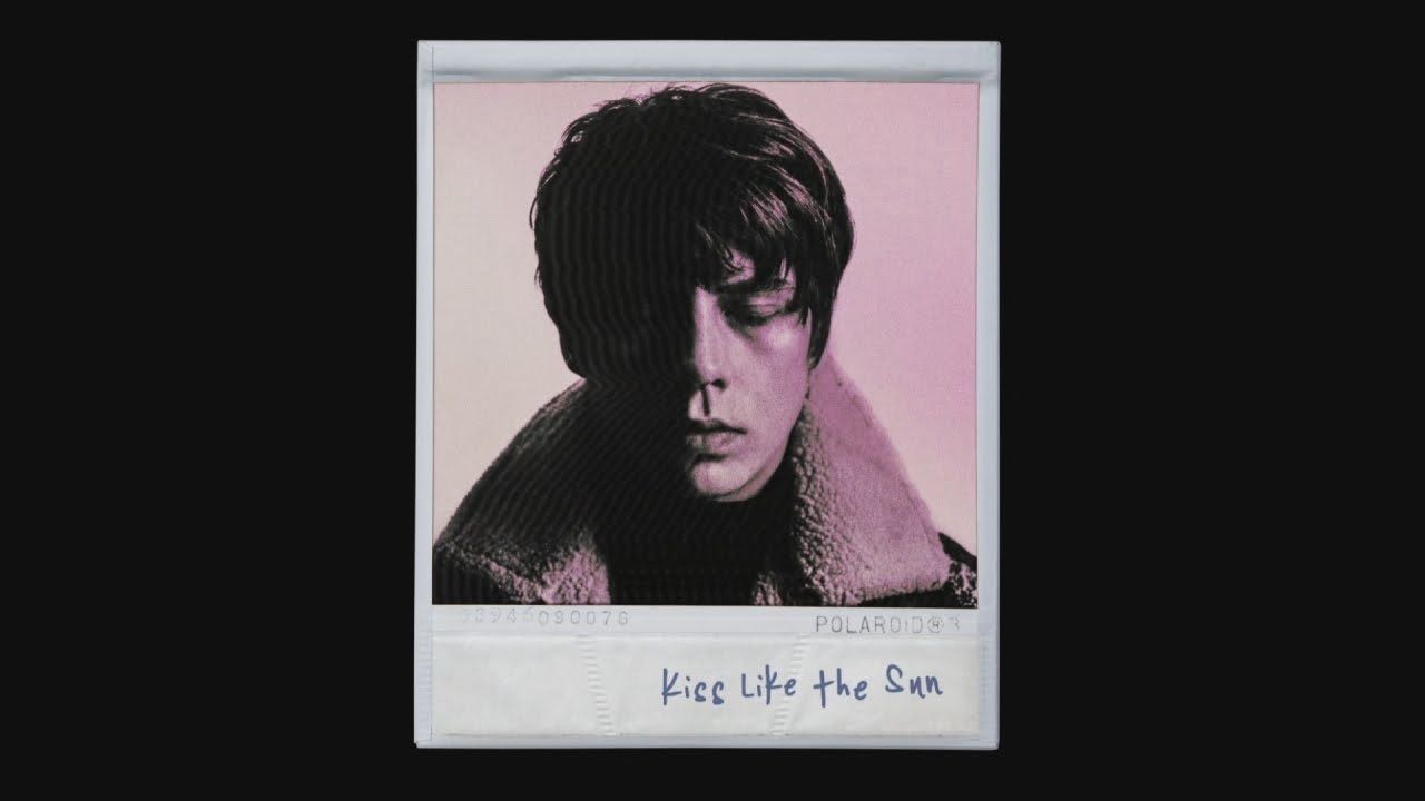 Jake Bugg แสดงเพลงใหม่ล่าสุด "Kiss Like The Sun" งานคันทรีบลูส์โดนใจแฟนยุคเก่า ในรายการของ BBC Scotland