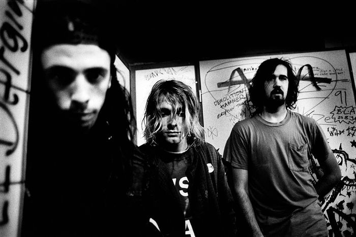 Nirvana ปล่อยวีดีโอแสดงสดเพลง "Pennyroyal Tea" ในโชว์ MTV Unplugged เวอร์ชัน Unedited กับ Rehearsal