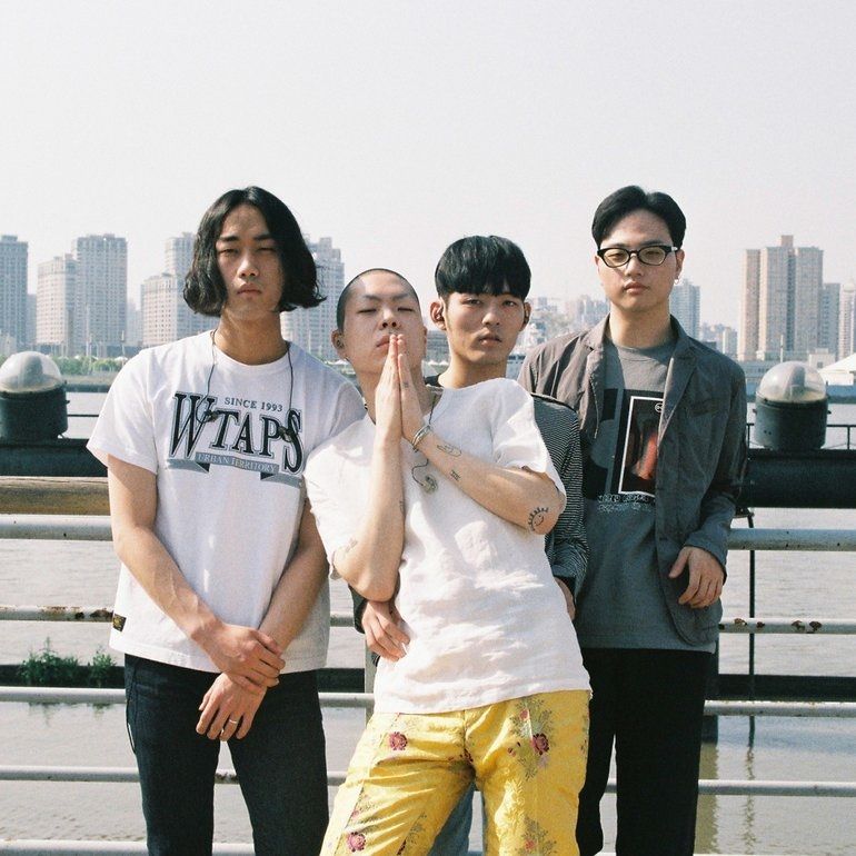 HYUKOH ปล่อยอัลบั้มใหม่ล่าสุด through love ออกมาให้ฟังเต็มๆ ครบทุกเพลงใน YouTube