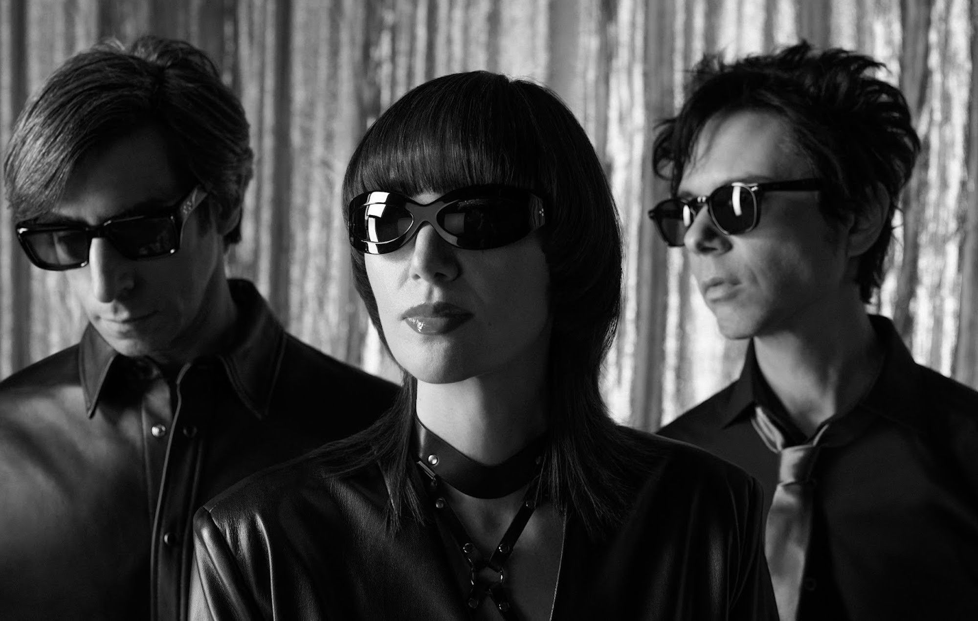 Yeah Yeah Yeahs ประกาศอัลบั้มใหม่ Cool It Down พร้อมปล่อยซิงเกิ้ล "Spitting Off the Edge of the World"