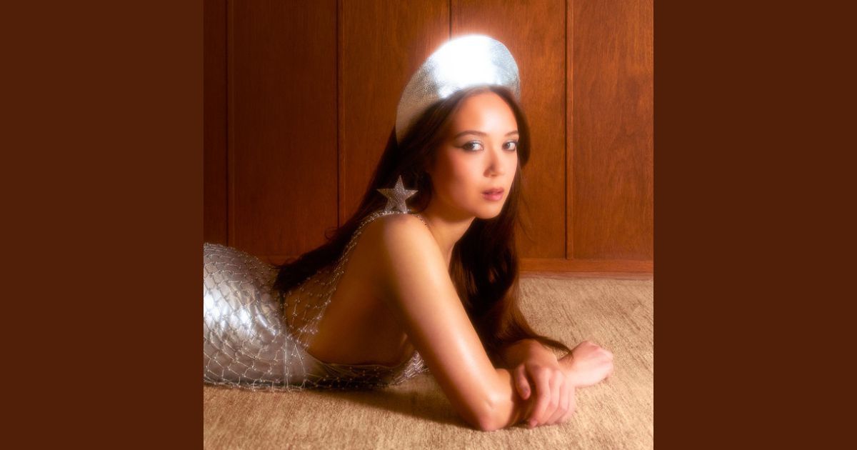 แปลเพลง : Laufey - Bewitched มนต์สะกดใจ