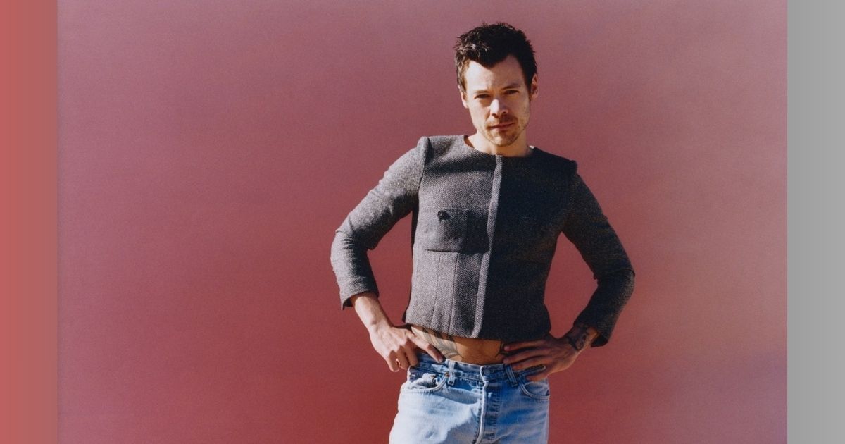 Harry Styles คัฟเวอร์เพลง "Everybody Wants To Rule The World" ของ Tears for Fears