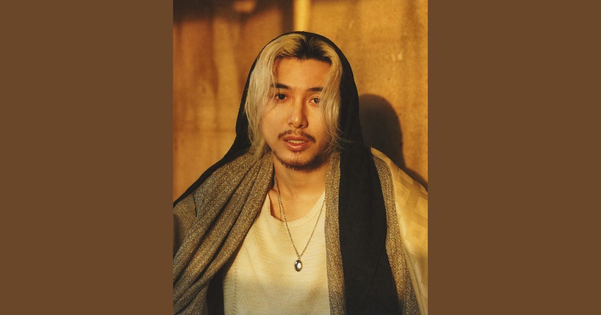 Fujii Kaze เล่นเพลง "You" จากอัลบั้ม Prema ที่ Apple Music Radio
