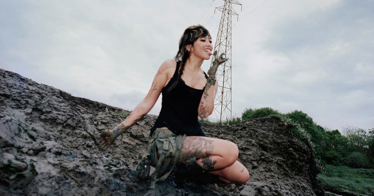 beabadoobee ปล่อยเอ็มวี "Sun Has Set" พร้อมประกาศอัลบั้ม Pylon