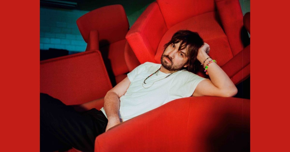 Tame Impala คัฟเวอร์เพลง "Hummer" ของ The Smashing Pumpkins