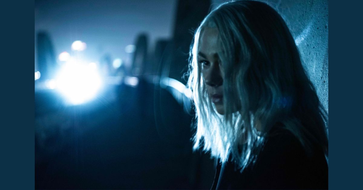 Phoebe Bridgers นำอัลบั้ม Lost Weekend เปิดตัวอันดับ 1 บนชาร์ตอังกฤษ