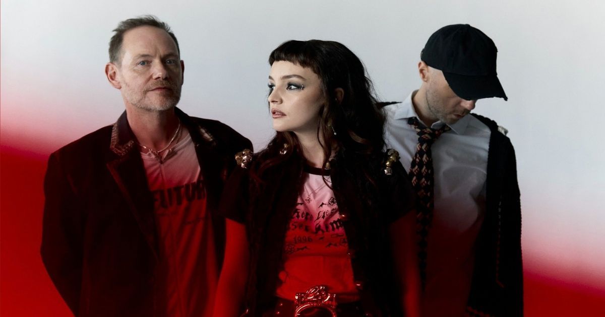 CHVRCHES ปล่อยซิงเกิลใหม่ "Roses" เพลงใหม่ของวงในรอบสามปี