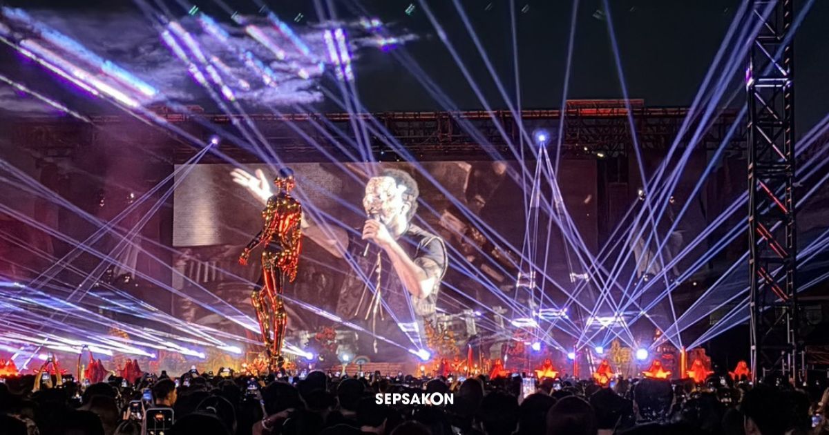 รีวิวคอนเสิร์ต The Weeknd ซูเปอร์สตาร์บนยอดพีระมิด สมศักดิ์ศรีโชว์ระดับสเตเดี้ยม